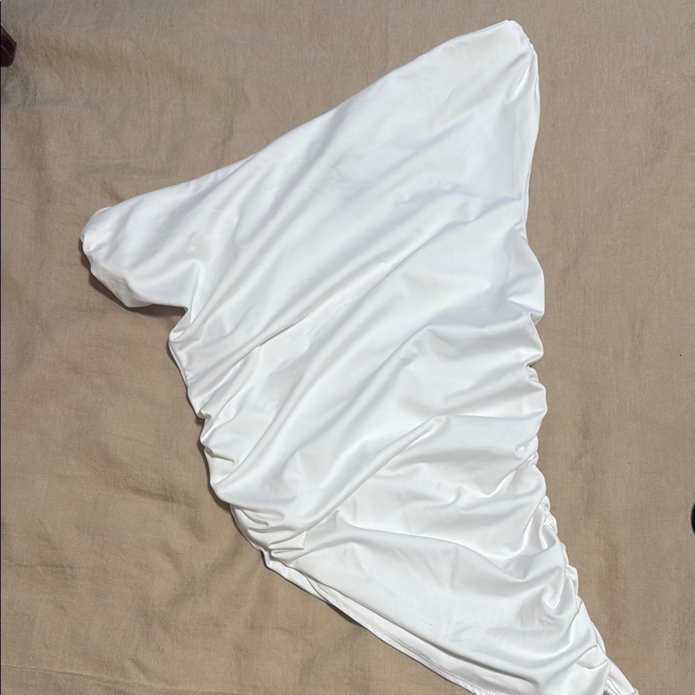 White Ruched Top - Picture 2 of 3